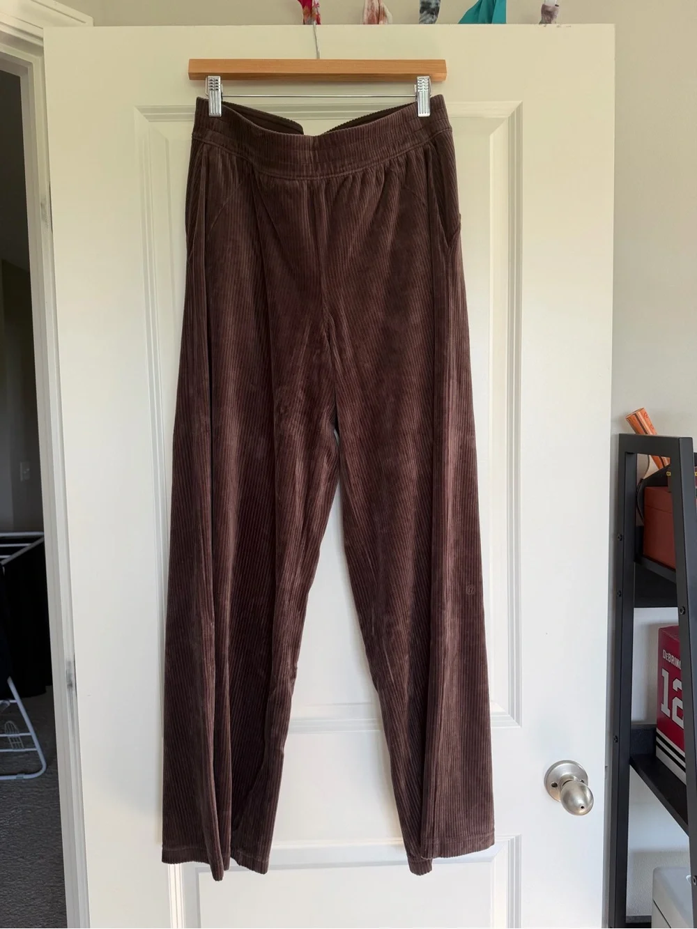Lululemon Scuba Mid-Rise Wide-Leg Pant *Velvet Cord Espresso